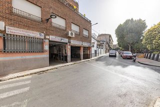 Local comercial en venta en Maracena