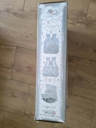 Carrito de muñecas gris con bolsa