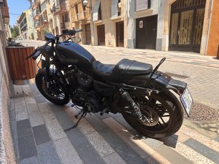 Harley Davidson Roadster 1200 Negra