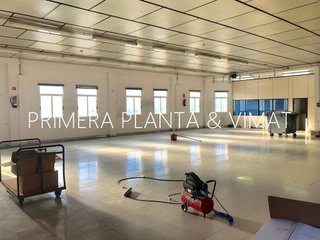 Nave industrial en venta en Centre en Mataró