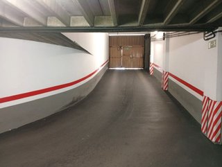 Garaje en venta en Vallobín - La Florida en Oviedo