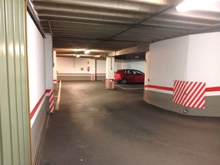 Garaje en venta en Vallobín - La Florida en Oviedo