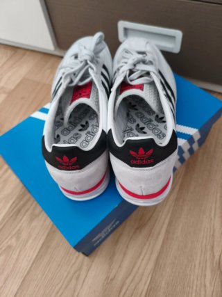 Zapatillas Adidas SL 72 Blancas y Negras