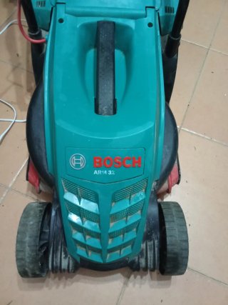 Cortacésped Eléctrico Bosch ARM 32