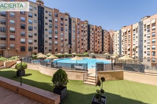 Piso en venta en Cerrillo de Maracena - Periodistas en Granada