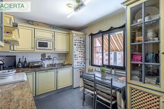 Piso en venta en Cerrillo de Maracena - Periodistas en Granada