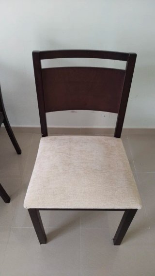 Mesa de comedor con 6 sillas