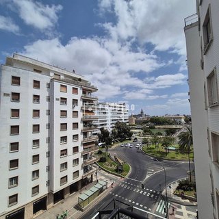 Piso en alquiler en Los Remedios en Sevilla