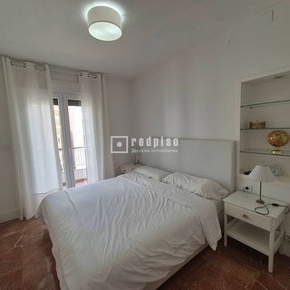 Piso en alquiler en Los Remedios en Sevilla