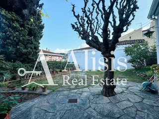 Chalet en venta en Vallirana