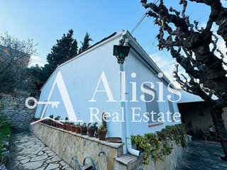 Chalet en venta en Vallirana
