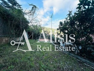 Chalet en venta en Vallirana