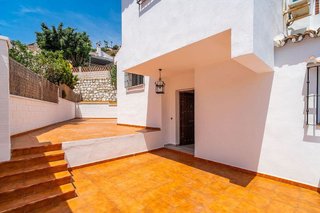 Casa pareada en venta en Zona el Higuerón en Benalmádena