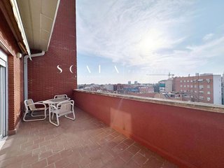 Ático en alquiler en Castillejos en Madrid
