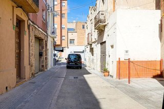 Edificio en venta en El Raval - Safaretjos en Santa Coloma de Gramanet