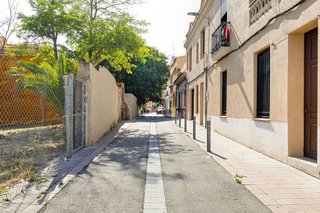 Edificio en venta en El Raval - Safaretjos en Santa Coloma de Gramanet