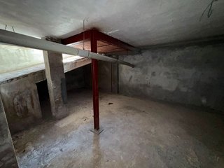 Local comercial en venta en Benalúa en Alicante
