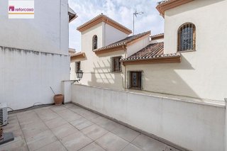 Casa adosada en venta en San Matías - Realejo en Granada