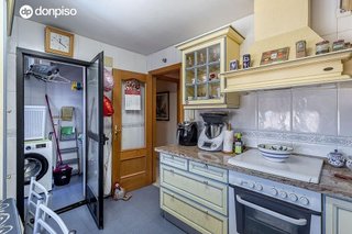 Piso en venta en Cerrillo de Maracena - Periodistas en Granada