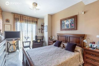 Piso en venta en Cerrillo de Maracena - Periodistas en Granada
