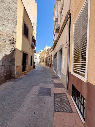 Local comercial en venta en Plaza de Toros - Santa Rita en Almería