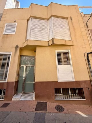 Local comercial en venta en Plaza de Toros - Santa Rita en Almería