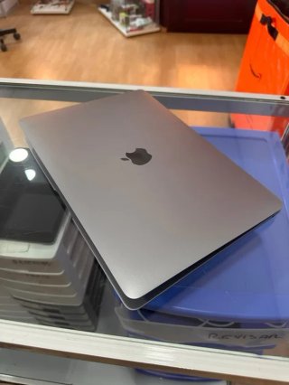 MacBook Air 2020 Gris 512GB 8GB RAM M1