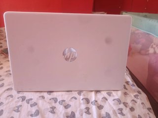 Portátil HP 15s-fq1014ns Intel i5 10ª Gen