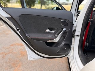 Mercedes-Benz a35 AMG