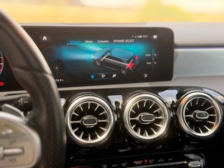 Mercedes-Benz a35 AMG