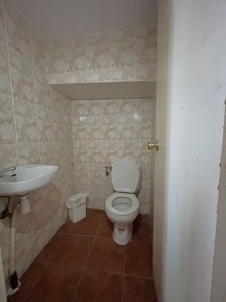 Local comercial en venta en Este en Castellón de la Plana