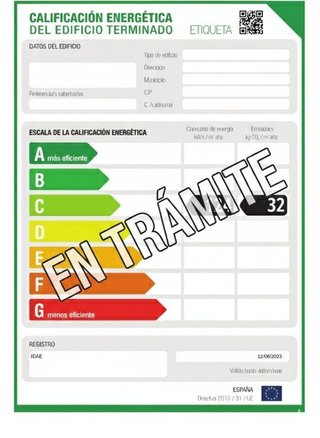 Local comercial en venta en Este en Castellón de la Plana