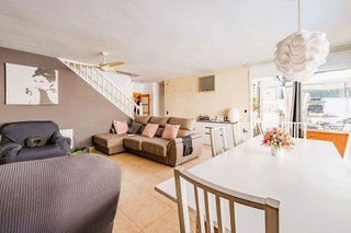 Casa adosada en venta en La Morera en Badalona
