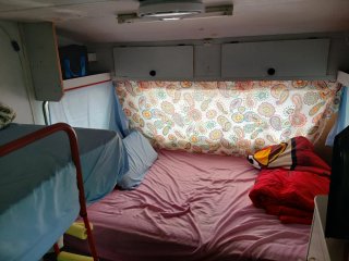 Caravana con ficha verde