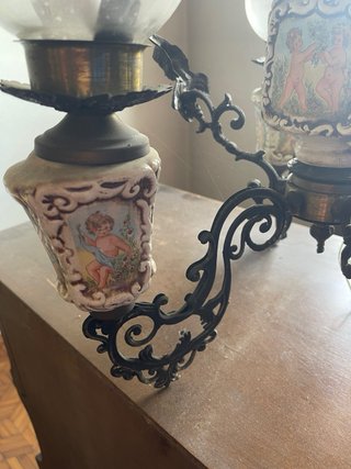 Lampadario vintage metallo e porcellana