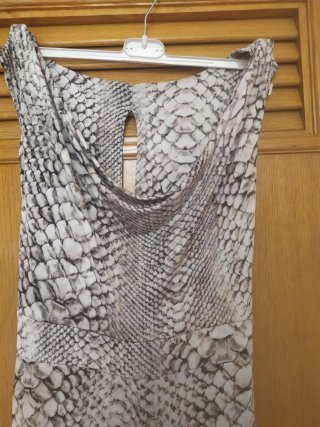 Mono estampado serpiente