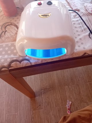 Lampada UV professionale per gel unghie Emil