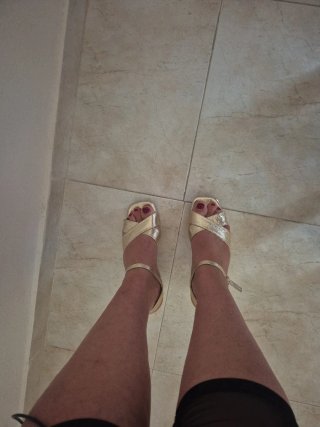 Sandalias Xti doradas talla 39