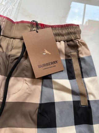 Pantaloncini Burberry Uomo Taglia L Marroni