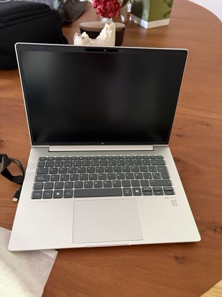 HP ELITEBOOK Computer Portatile