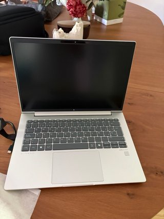 HP ELITEBOOK Computer Portatile