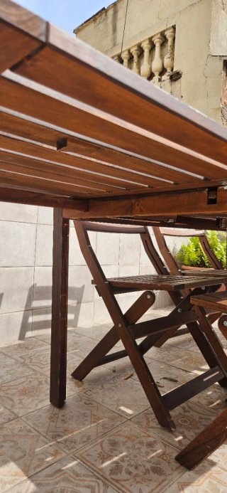Mesa de exterior extensible con 4 sillas