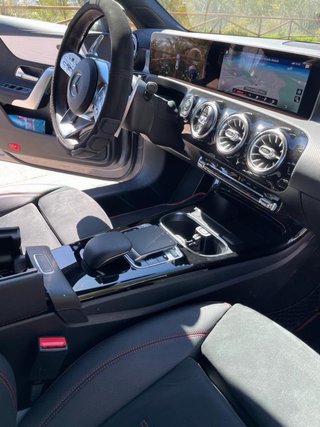 Mercedes-Benz CLA 220 2019