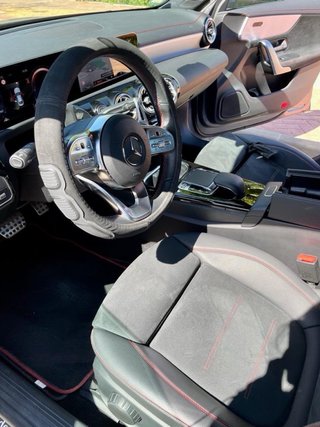 Mercedes-Benz CLA 220 2019