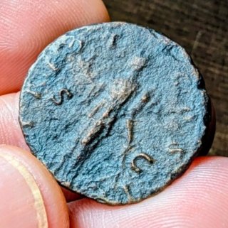 Moneda romana Aelio 137 d.C.