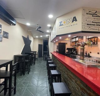 Mobiliario economico para bares. Sillas, mesas
