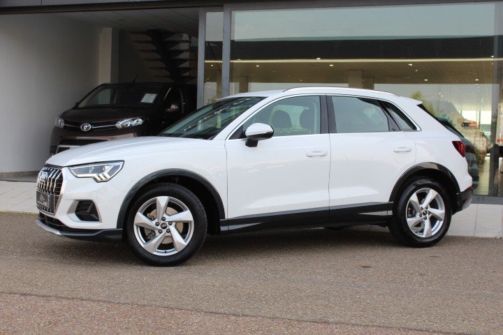 Audi Q3 Advanced 35 TDI 2023, foto 2
