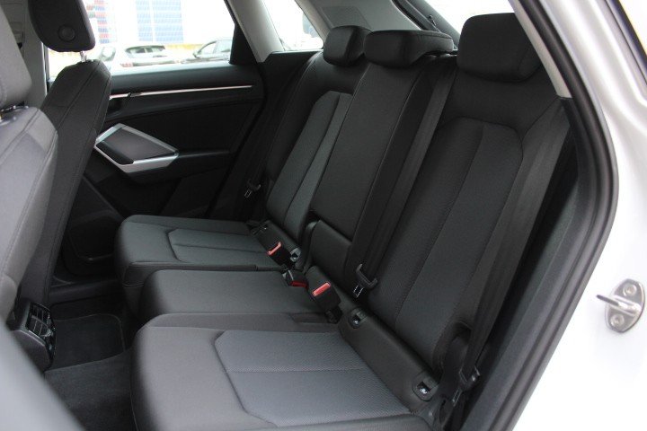 Audi Q3 Advanced 35 TDI 2023, foto 10