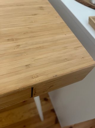 Escritorio de bambu Lillasen