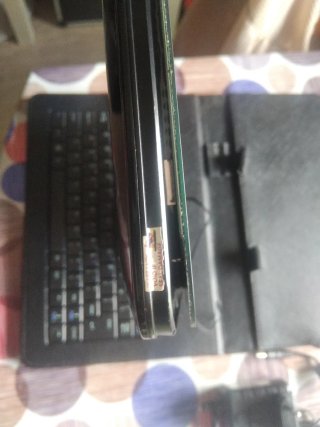 Tablet Viesonic Negra con Teclado